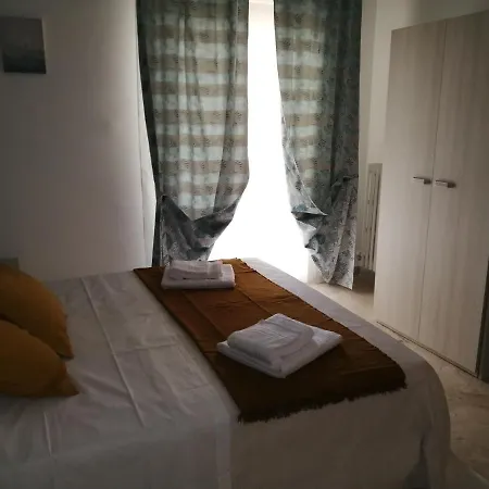 Bed and Breakfast Don Nino Λέτσε